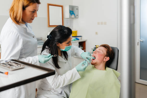 Best Emergency Tooth Extraction in Surrey, ND